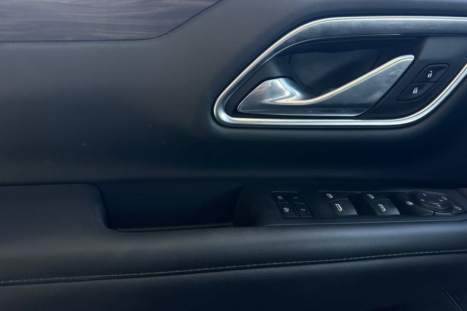 Thumbnail: 2021 Chevrolet Tahoe - 15