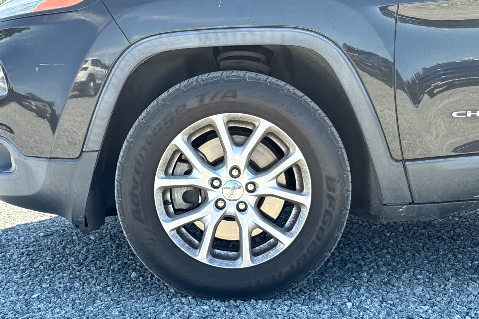 Thumbnail: 2015 Jeep Cherokee - 12
