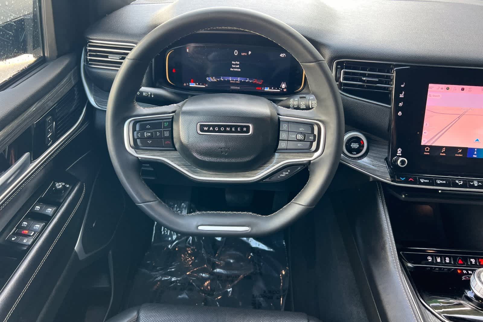 Thumbnail: 2022 Jeep Wagoneer - 16