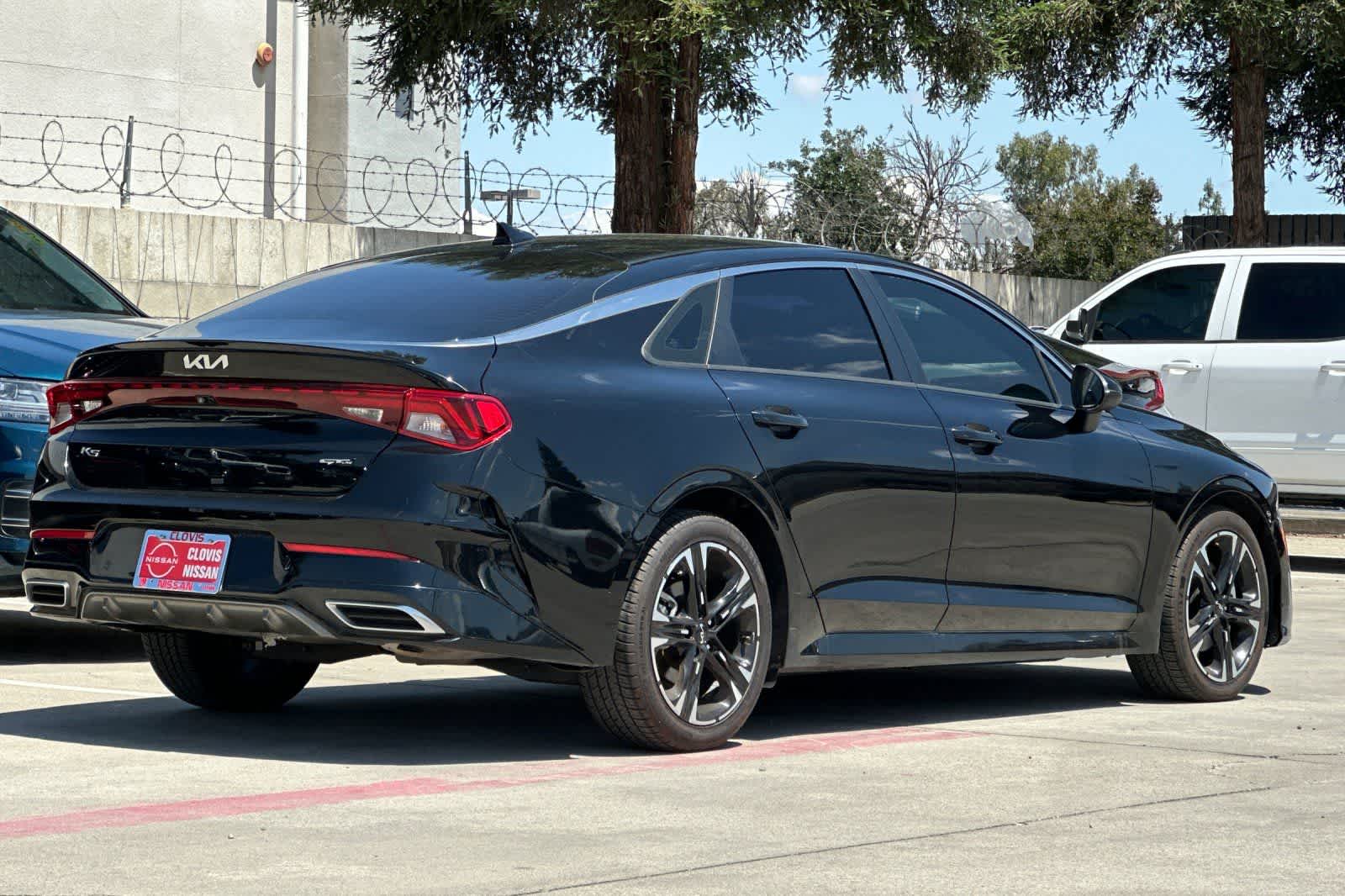 Thumbnail: 2022 Kia K5 - 3