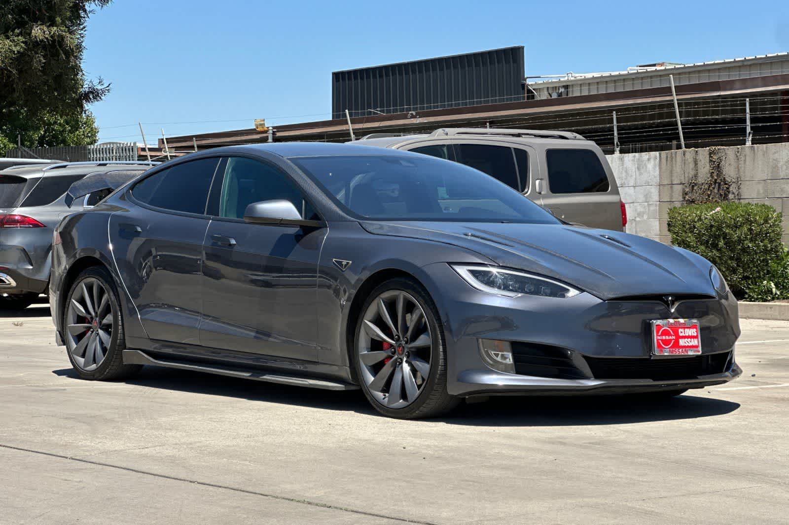 Thumbnail: 2016 Tesla Model S - 10
