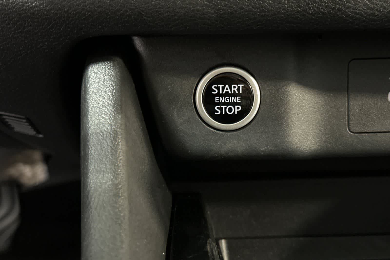 Thumbnail: 2023 Nissan Rogue - 24