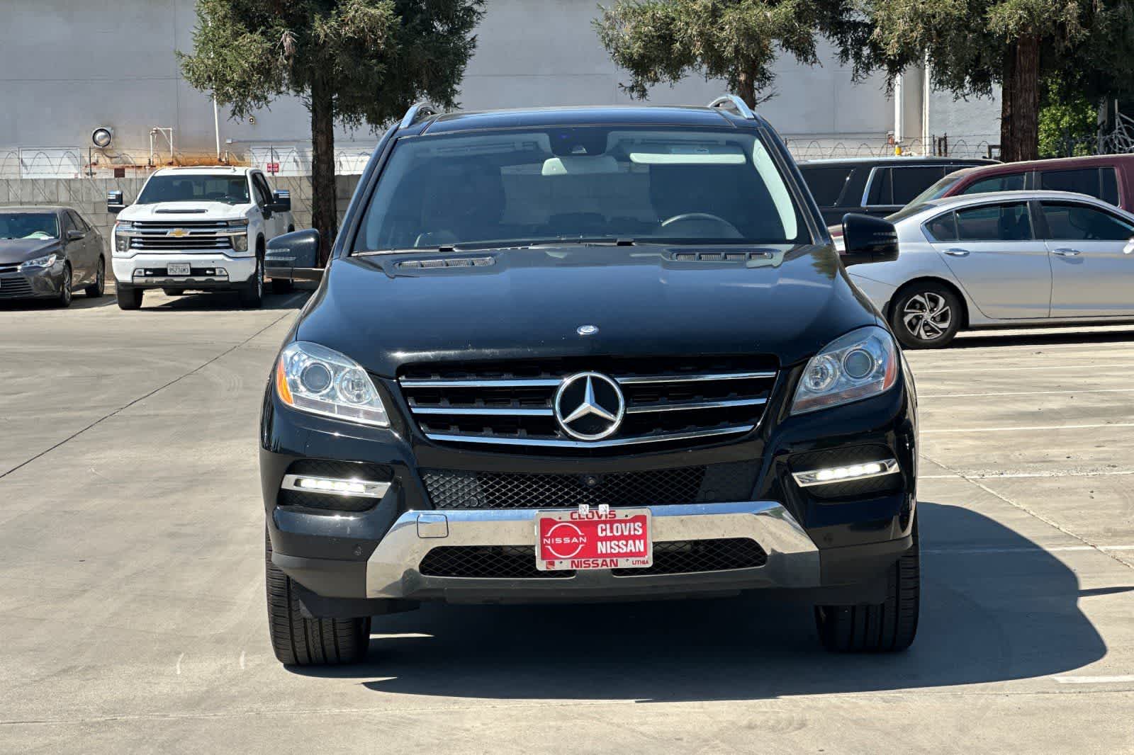 Thumbnail: 2015 Mercedes-Benz M-Class - 11