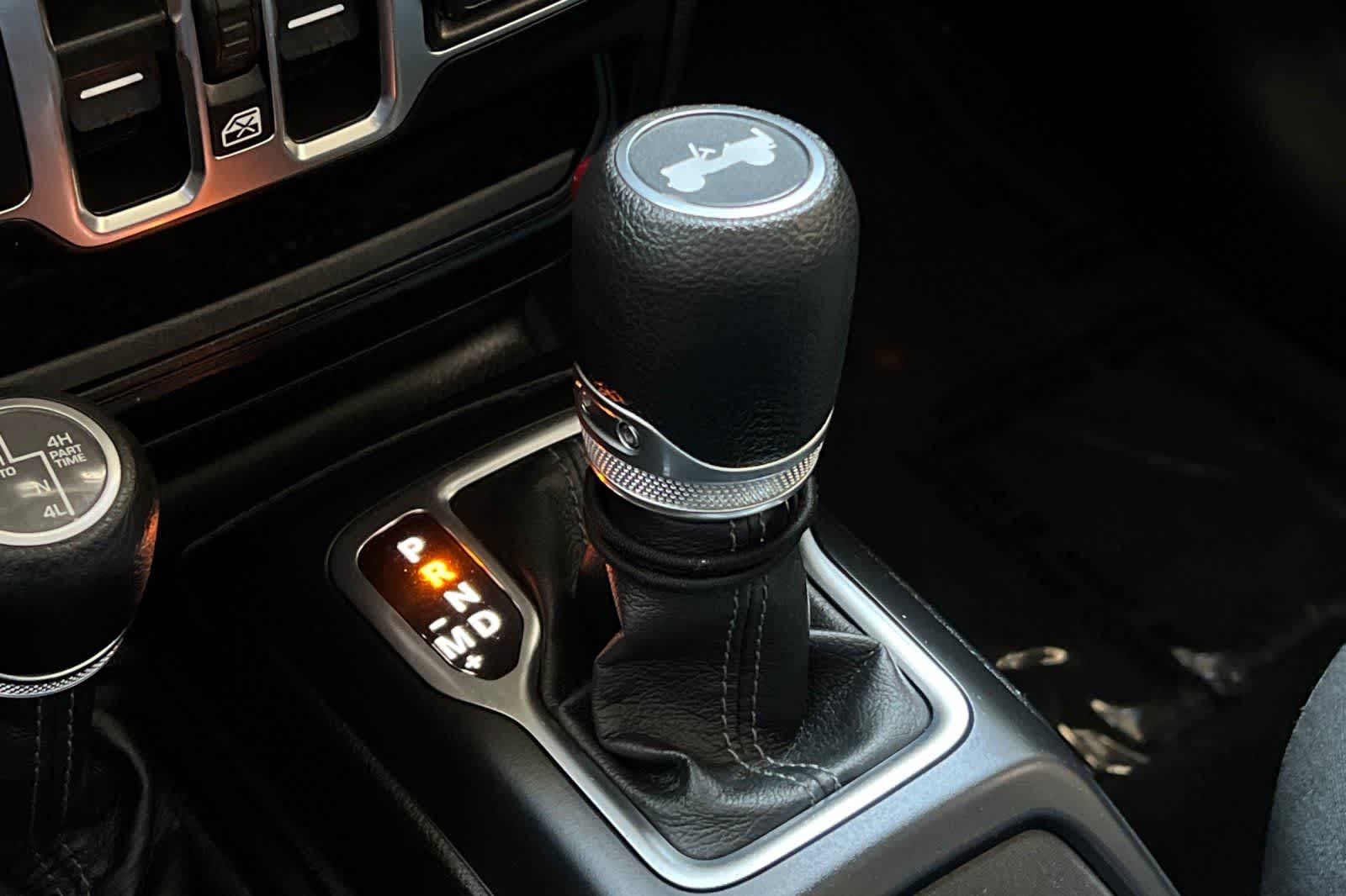 Thumbnail: 2024 Jeep Wrangler - 26