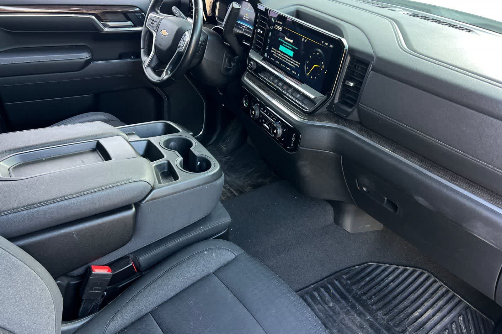 Thumbnail: 2022 Chevrolet Silverado 1500 - 17