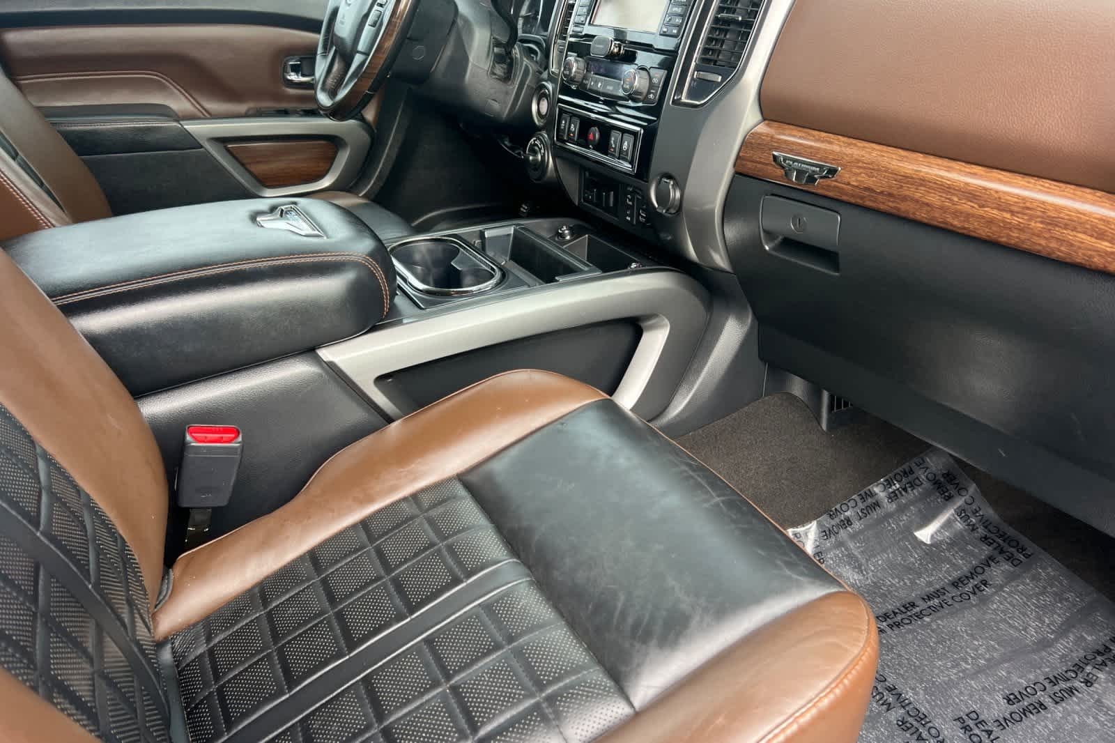 Thumbnail: 2018 Nissan Titan - 18