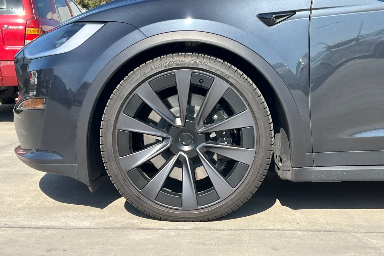 Thumbnail: 2024 Tesla Model X - 27