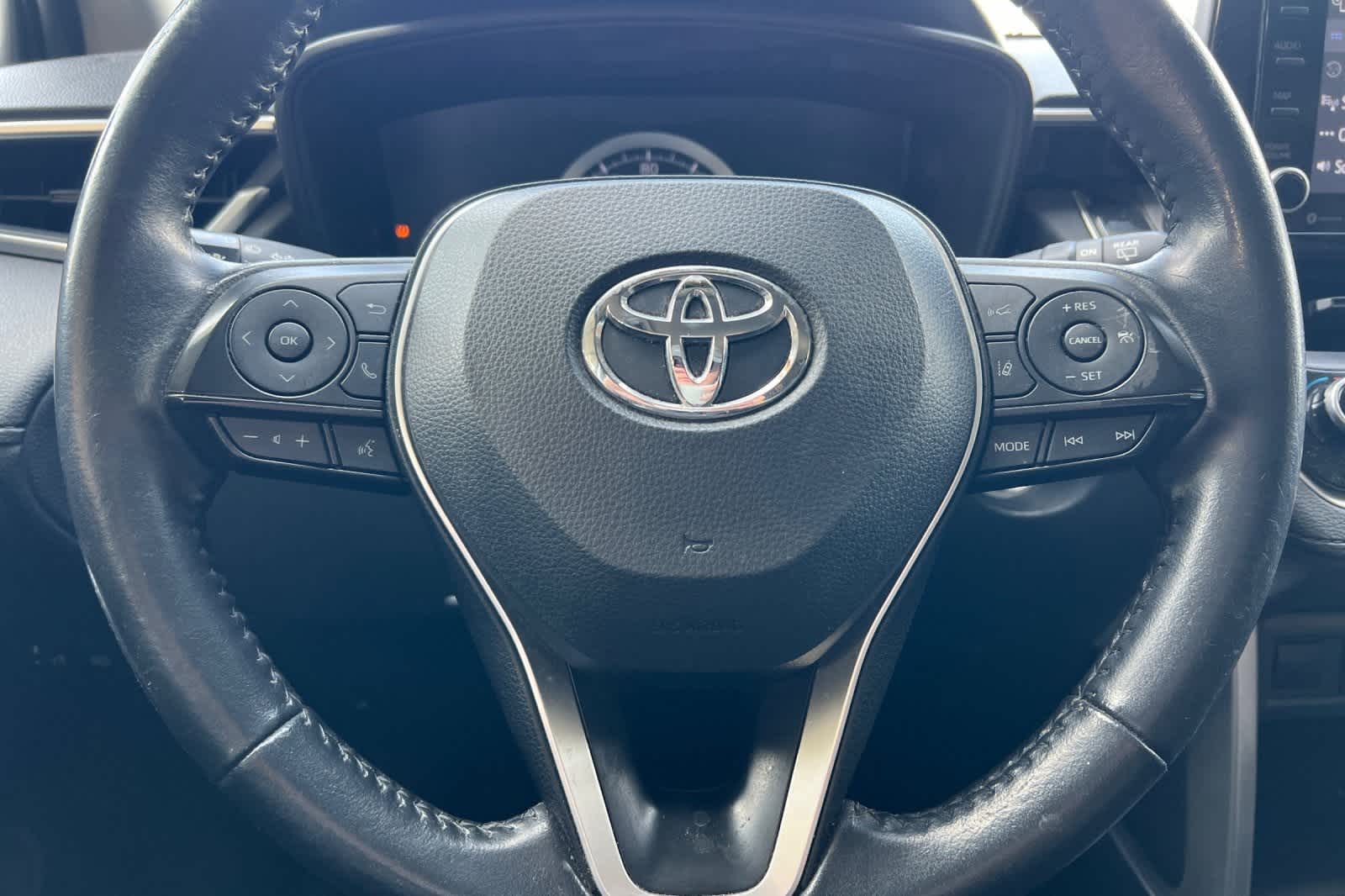 Thumbnail: 2022 Toyota Corolla Cross - 24