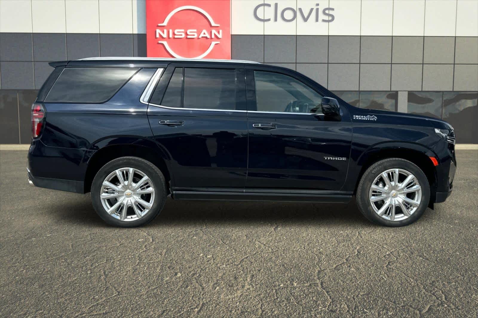 Thumbnail: 2023 Chevrolet Tahoe - 9