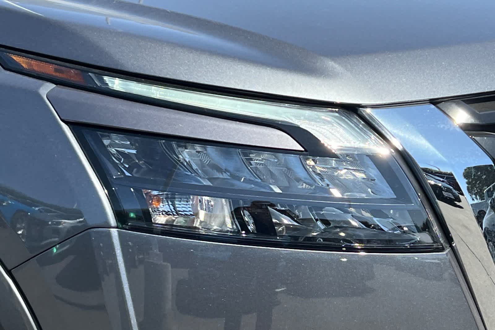 Thumbnail: 2025 Nissan Pathfinder - 12