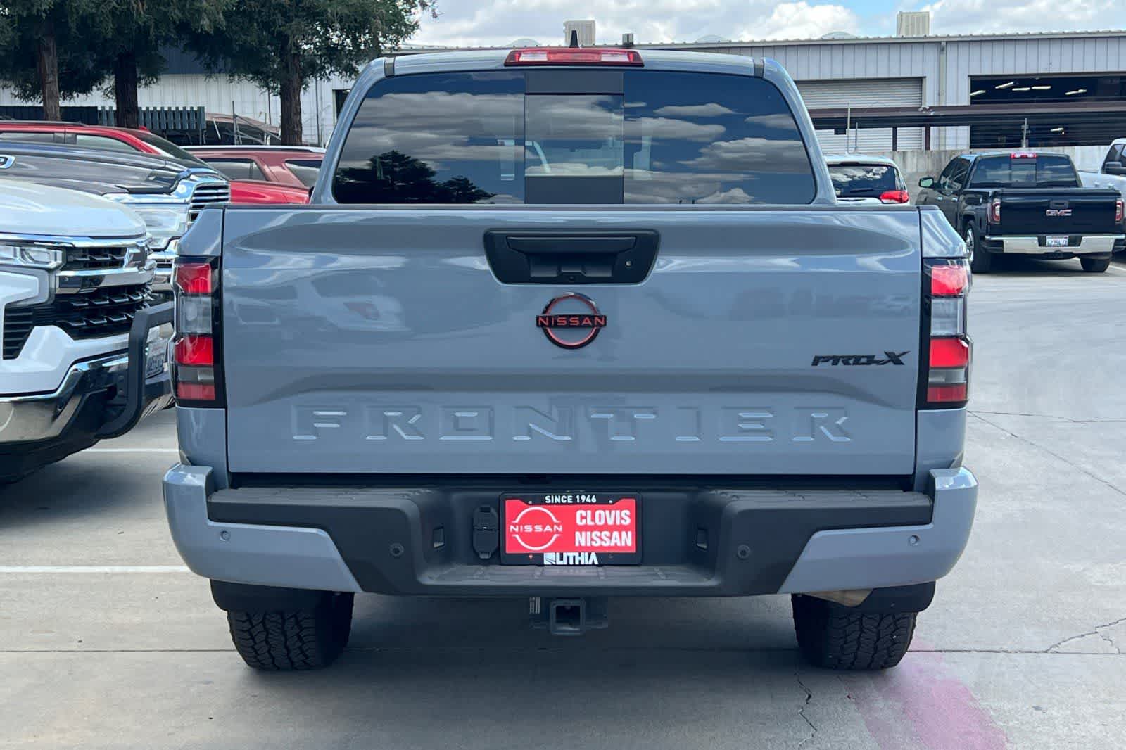 Thumbnail: 2024 Nissan Frontier - 8