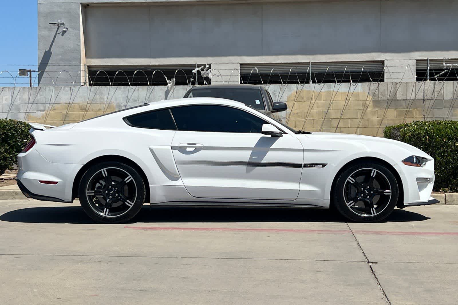 Thumbnail: 2019 Ford Mustang - 9