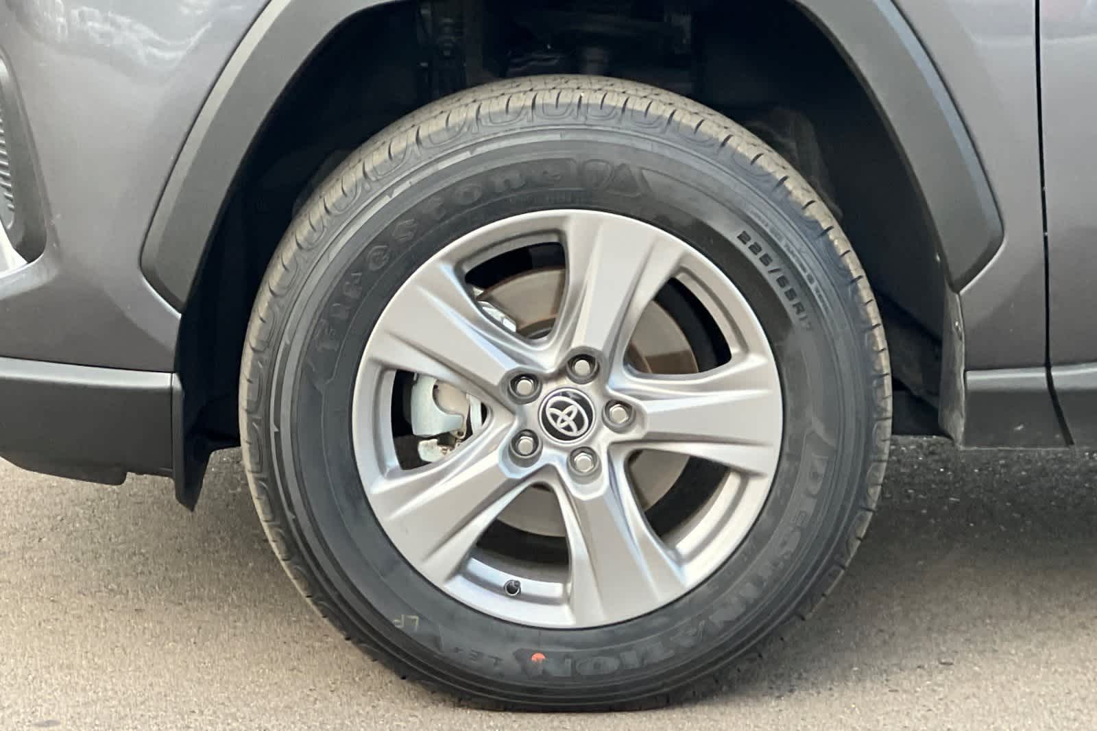 Thumbnail: 2025 Toyota RAV4 - 34