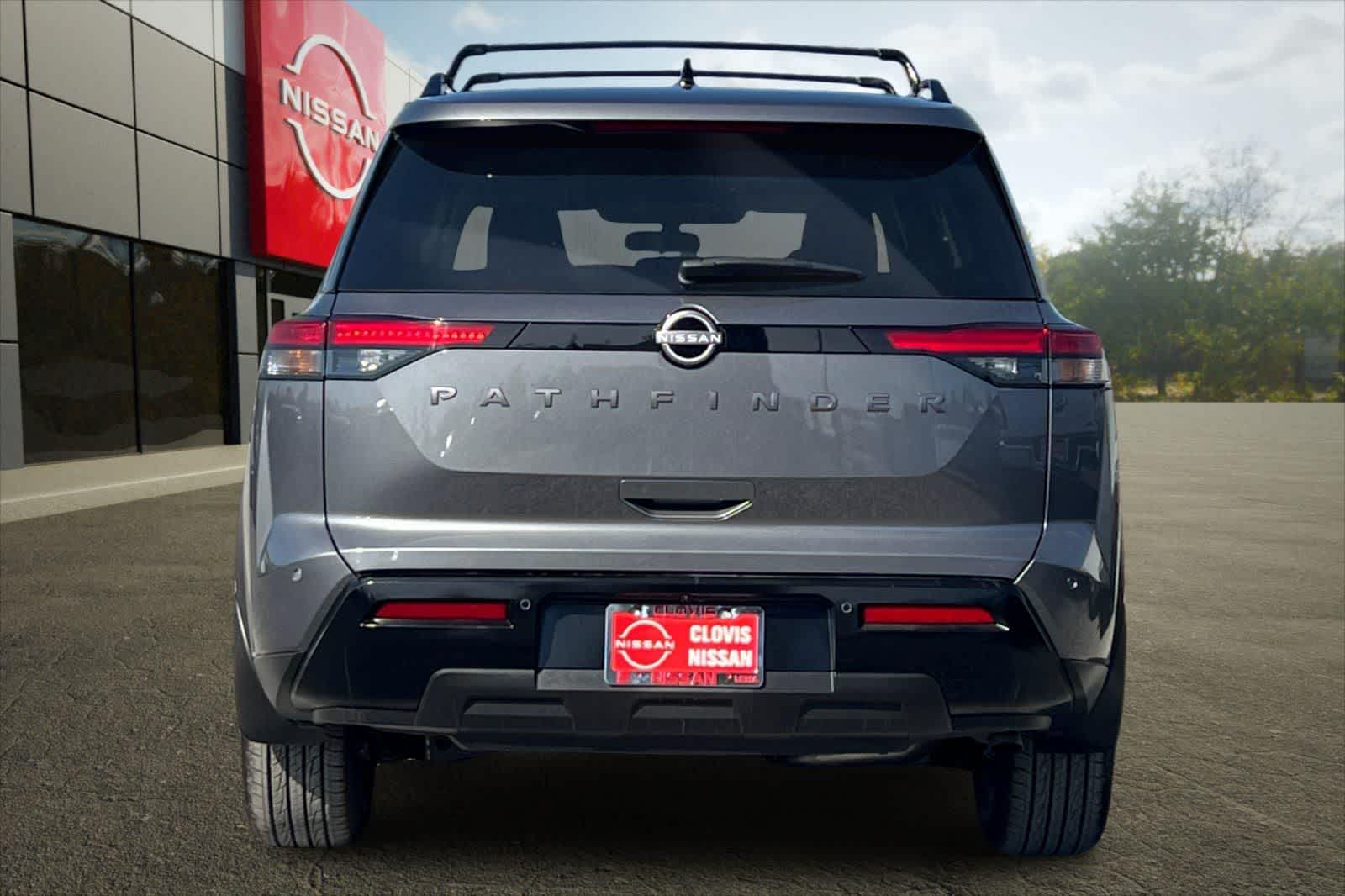 Thumbnail: 2026 Nissan Pathfinder - 8