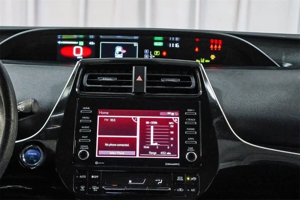 2022 Toyota Prius L Eco 15