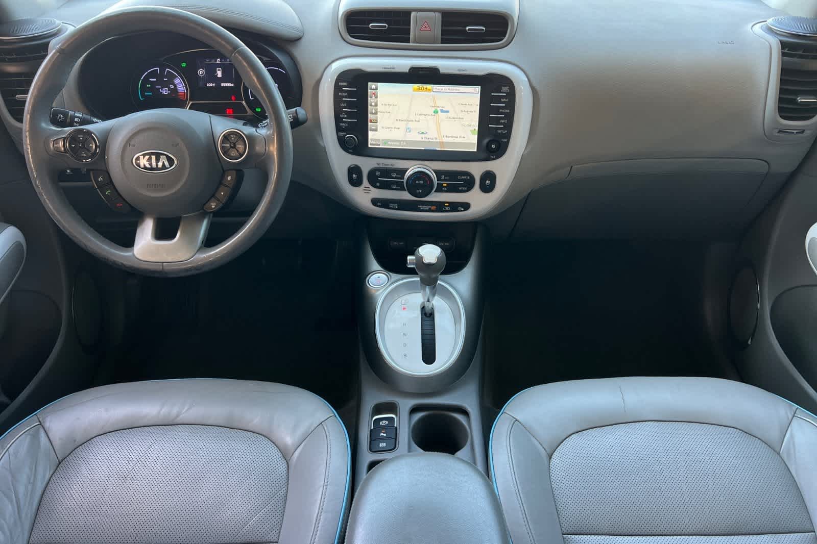Thumbnail: 2017 Kia Soul EV - 4