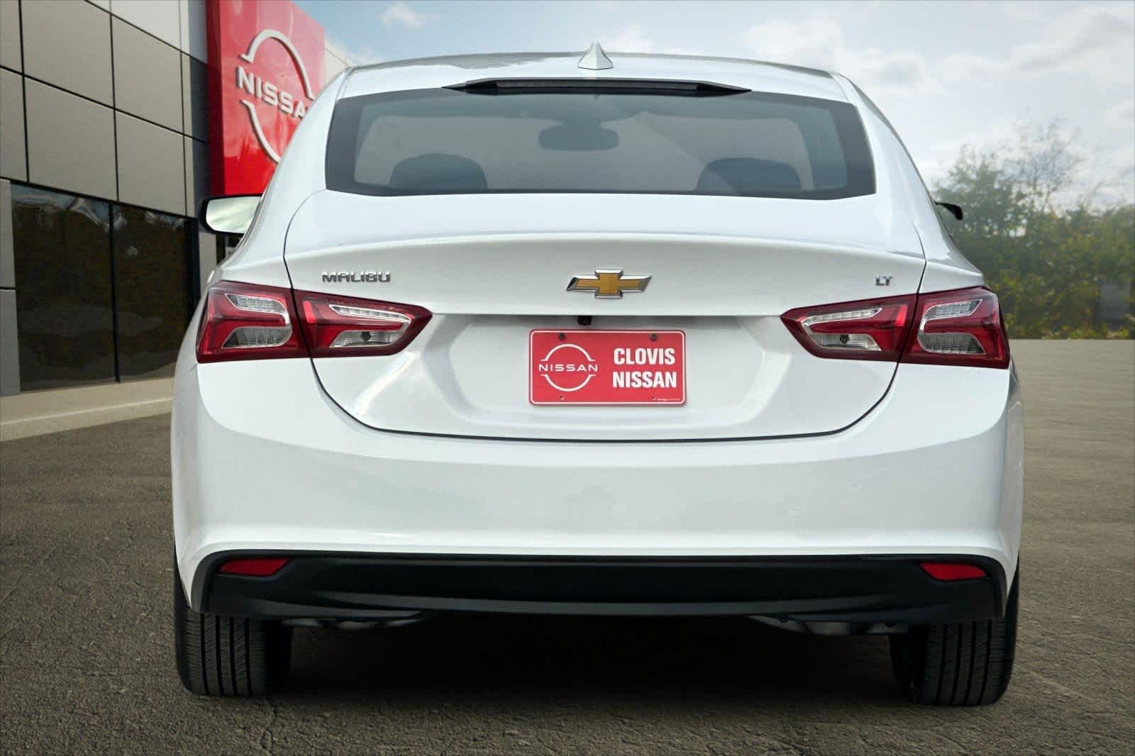 Thumbnail: 2022 Chevrolet Malibu - 8