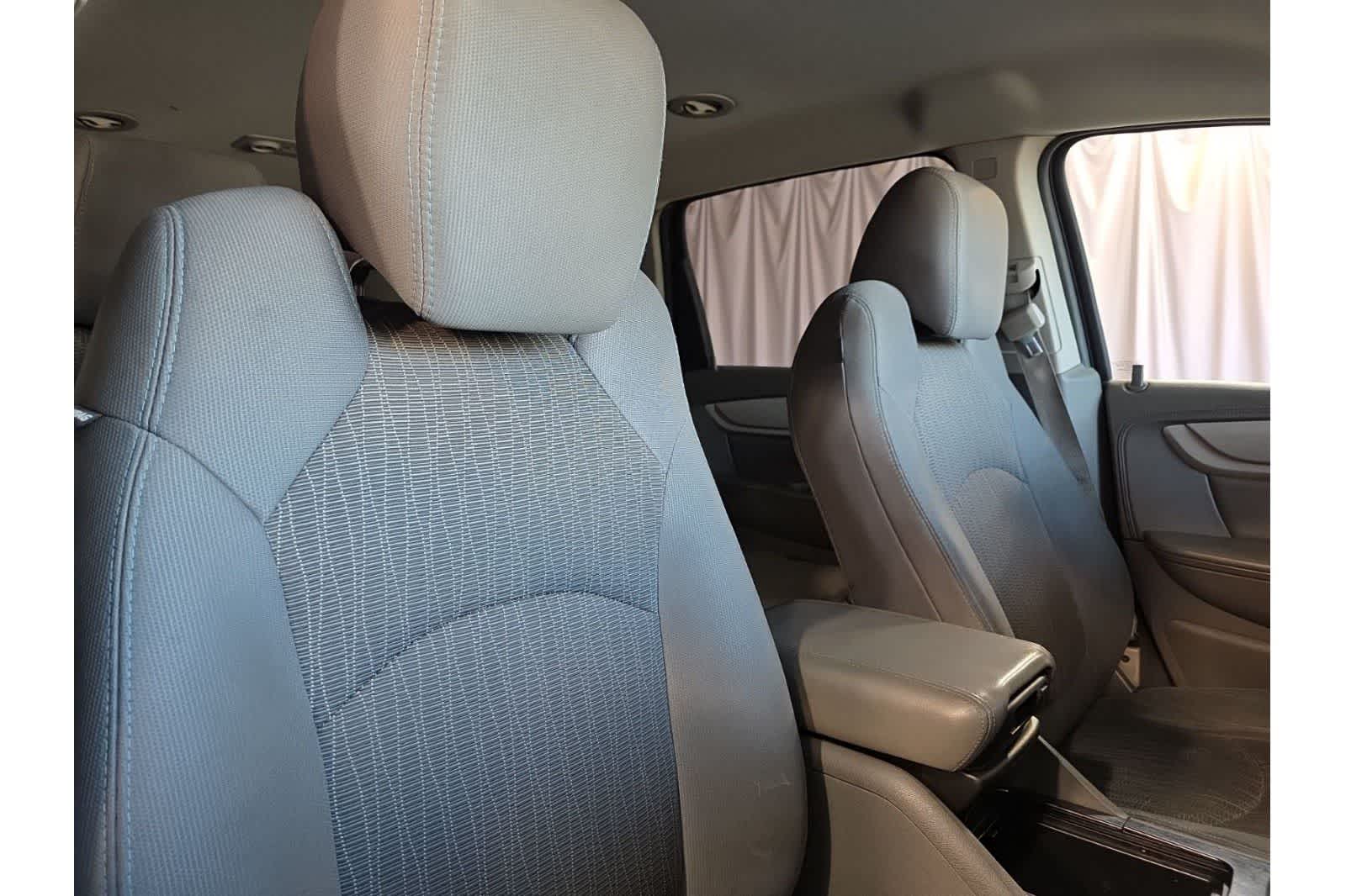 Thumbnail: 2016 Chevrolet Traverse - 13