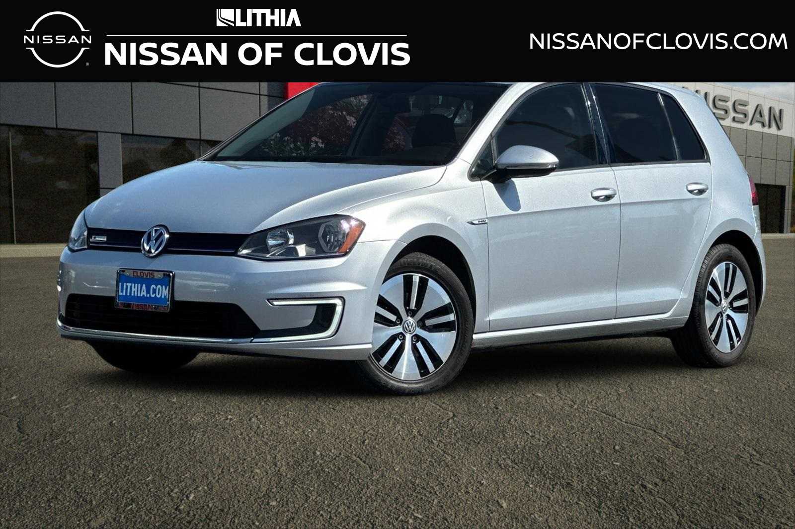 2016 Volkswagen e-Golf SE -
                  Clovis, CA