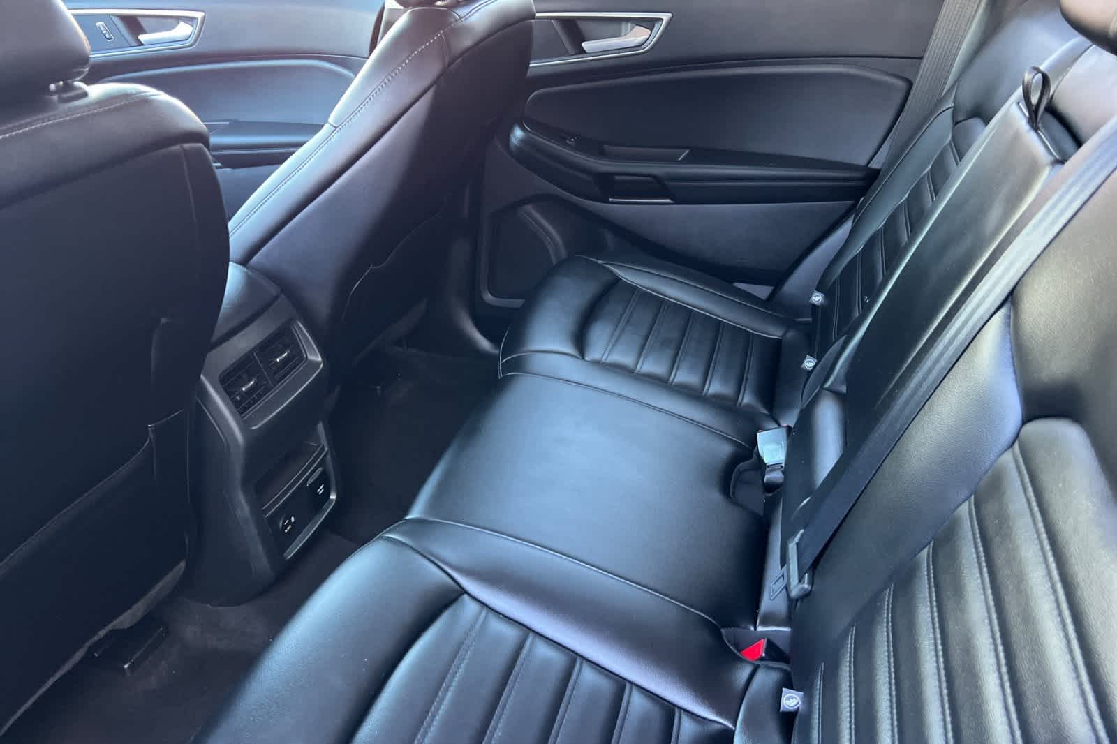 Thumbnail: 2022 Ford Edge - 5