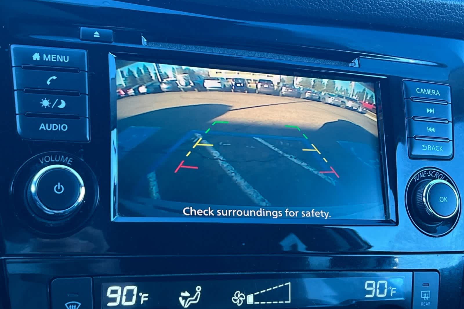 Thumbnail: 2020 Nissan Rogue - 23