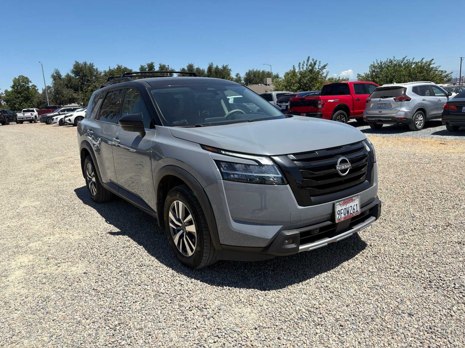 Thumbnail: 2023 Nissan Pathfinder - 9