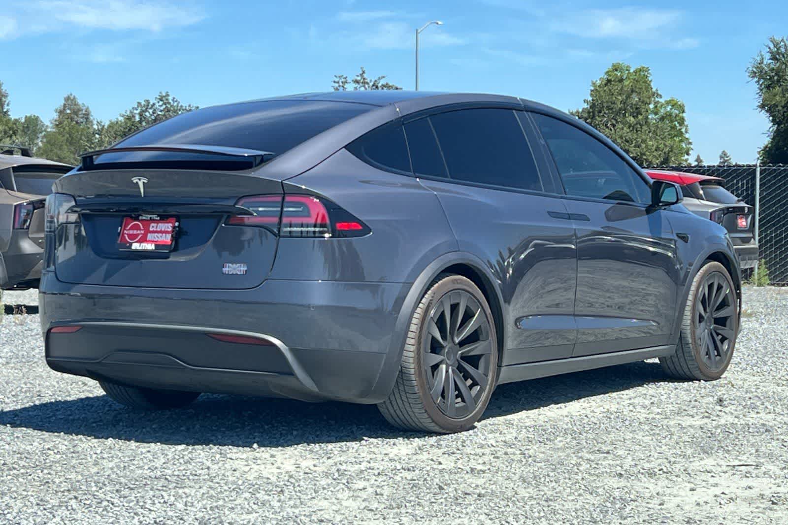 Thumbnail: 2022 Tesla Model X - 3