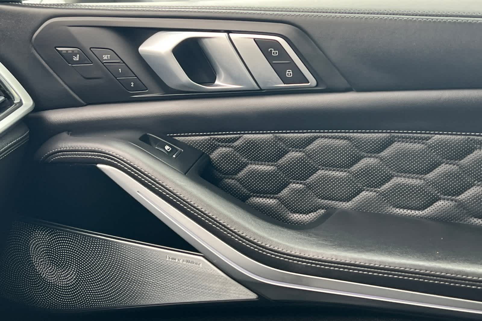 Thumbnail: 2021 BMW X5 - 21