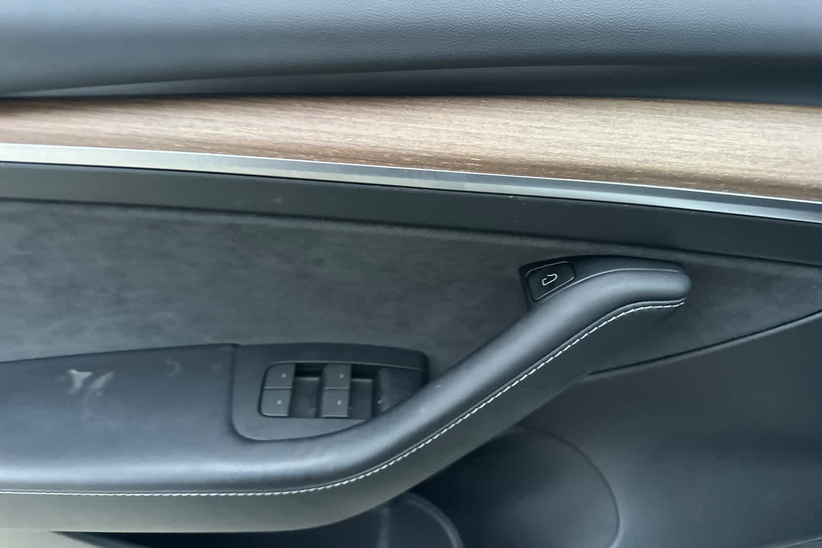 Thumbnail: 2023 Tesla Model 3 - 13