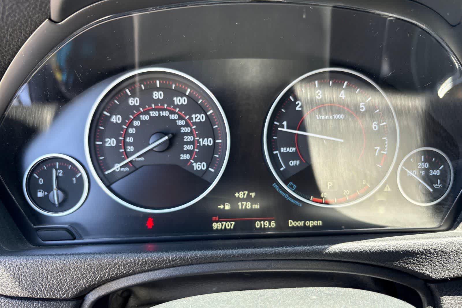 Thumbnail: 2018 BMW 3 Series - 26