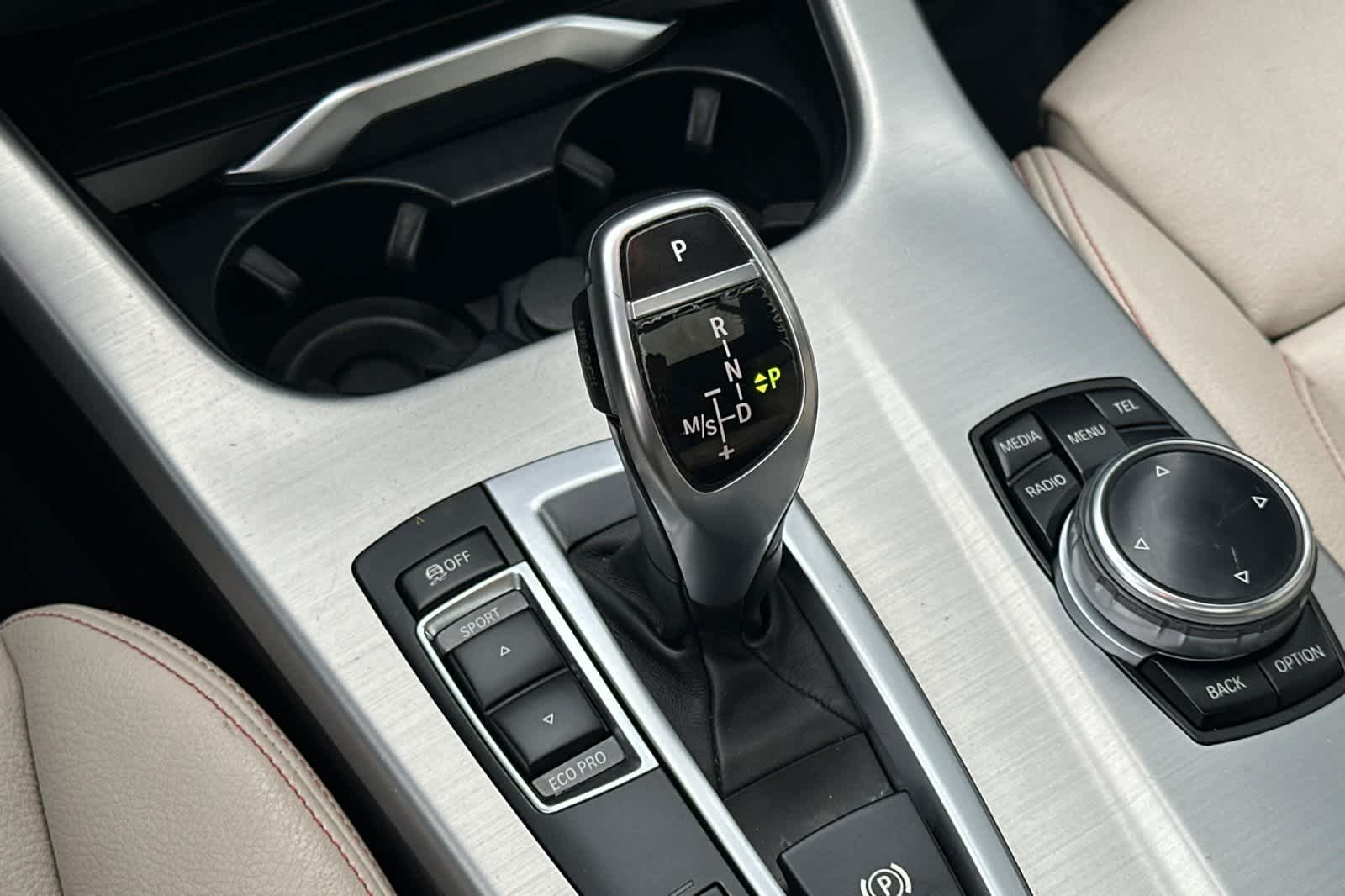 Thumbnail: 2015 BMW X4 - 27