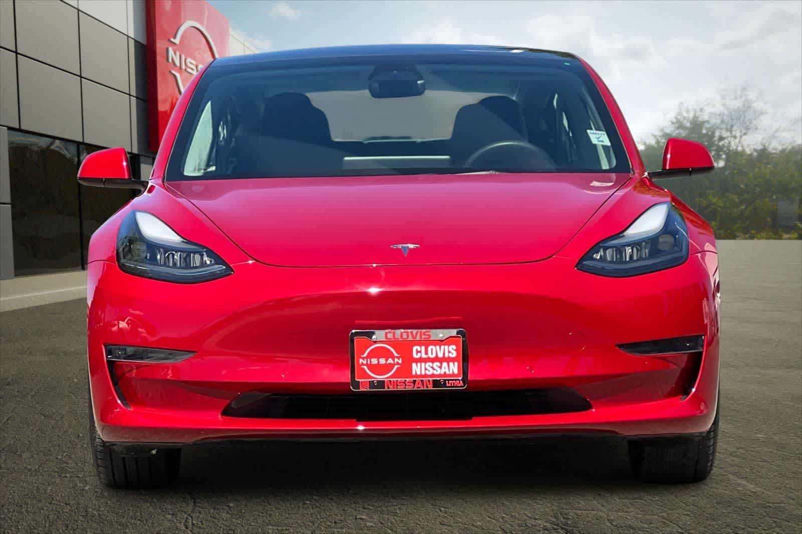 Thumbnail: 2022 Tesla Model 3 - 11