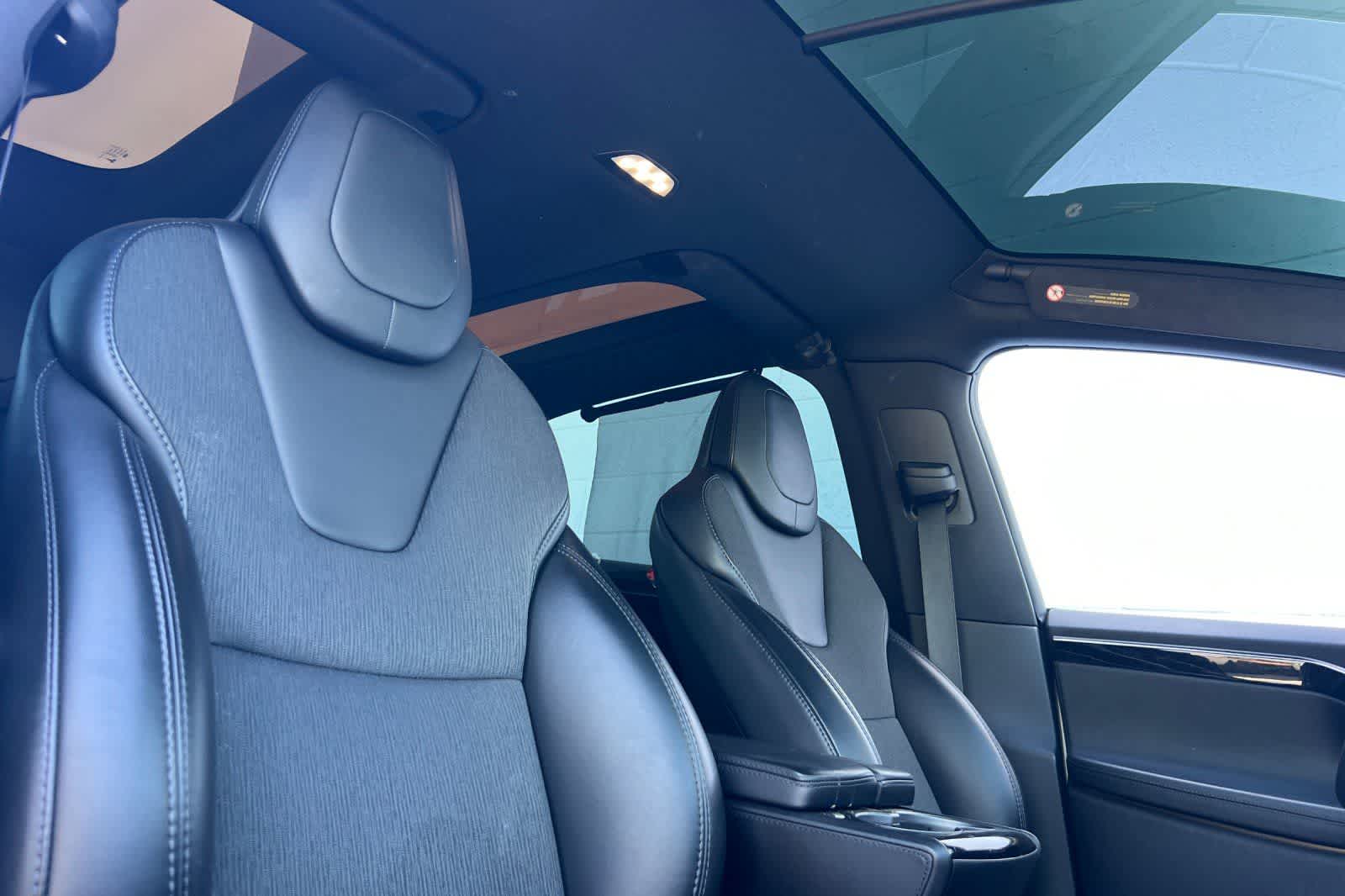 Thumbnail: 2018 Tesla Model X - 20