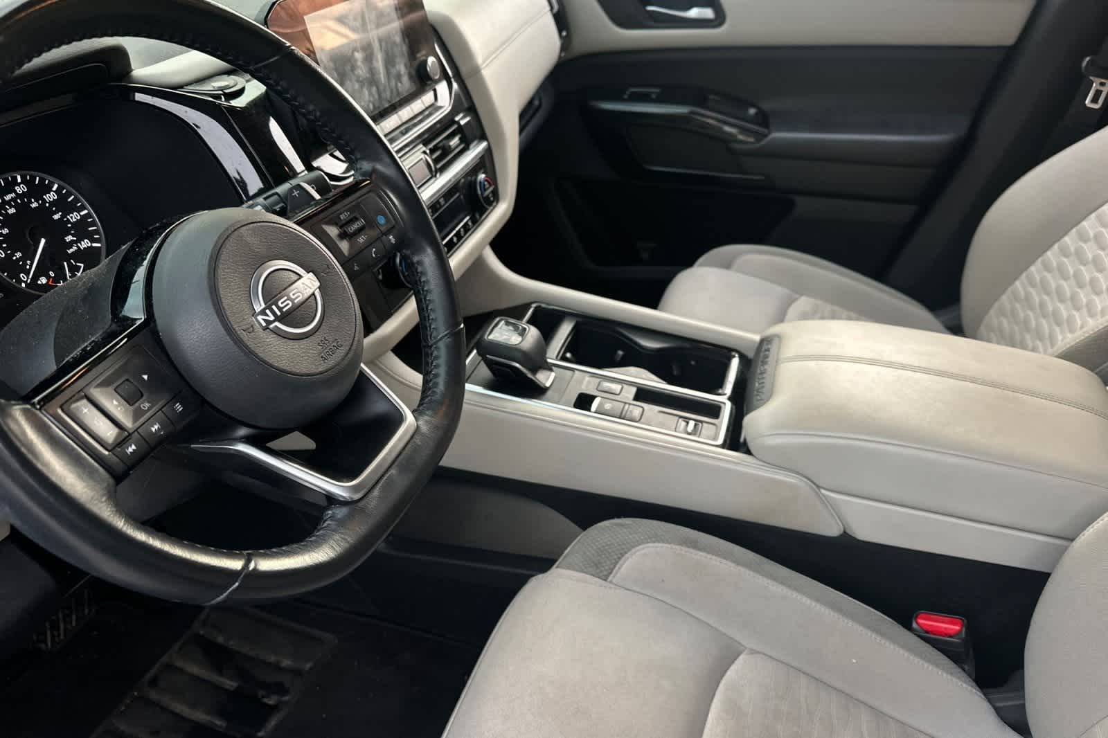 Thumbnail: 2022 Nissan Pathfinder - 12