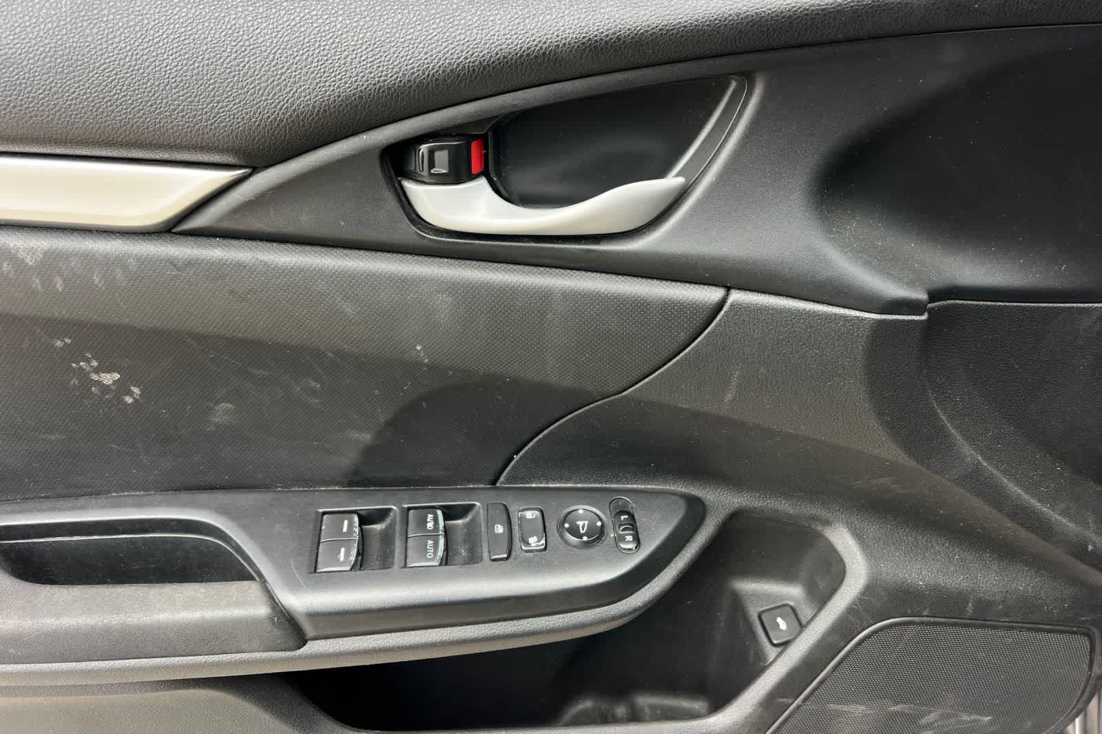 Thumbnail: 2019 Honda Civic - 15