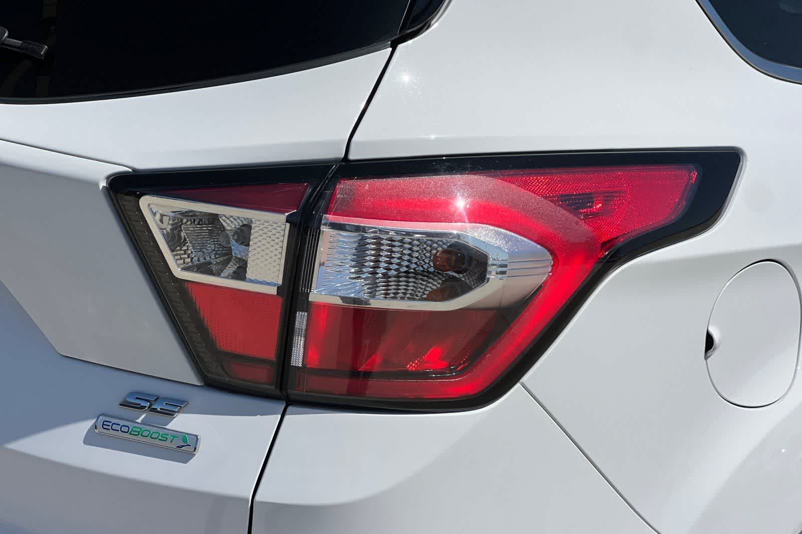 Thumbnail: 2018 Ford Escape - 34