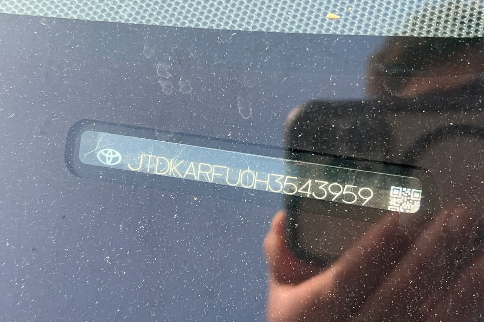 Thumbnail: 2017 Toyota Prius - 30