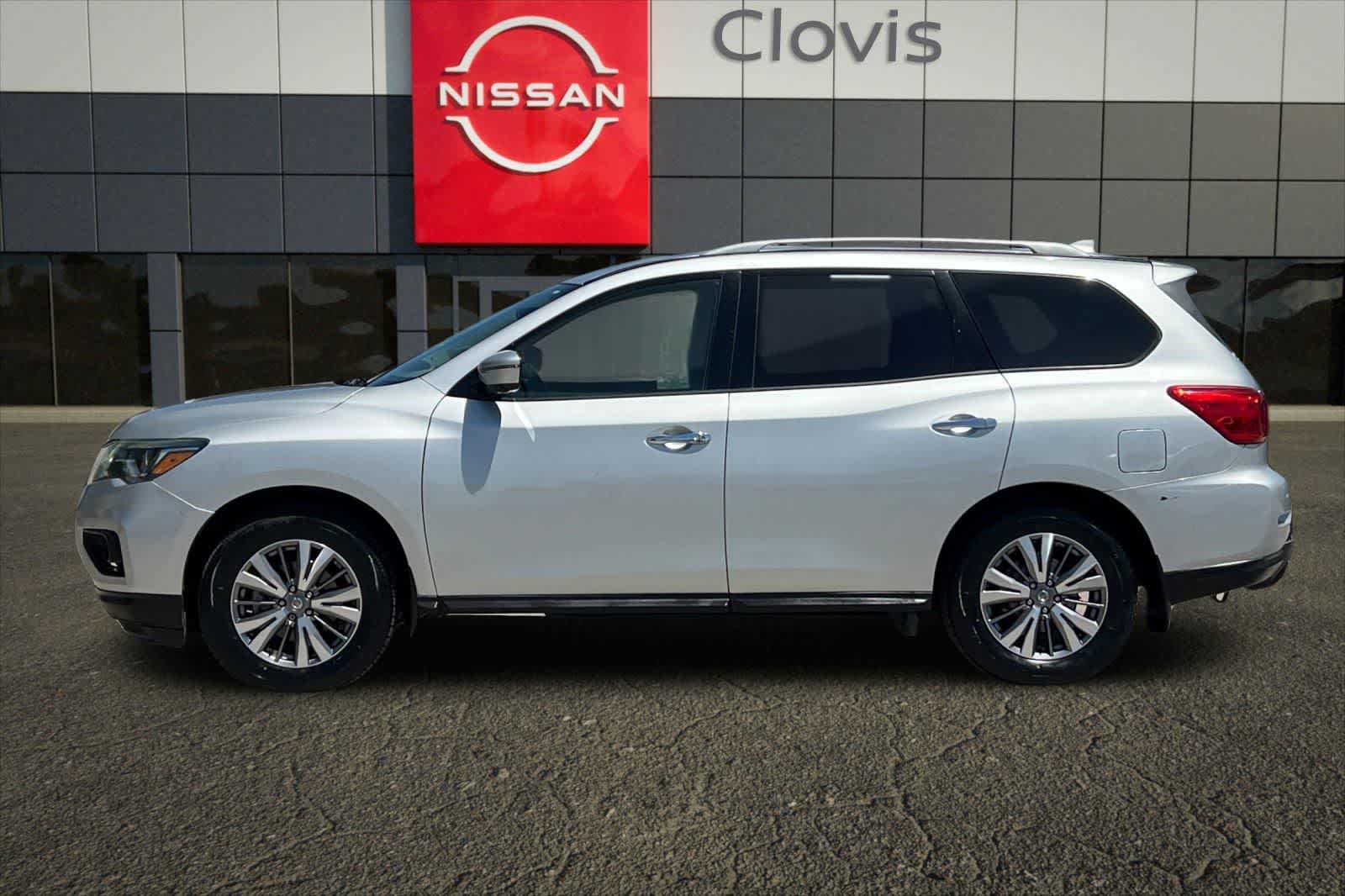 Thumbnail: 2020 Nissan Pathfinder - 5