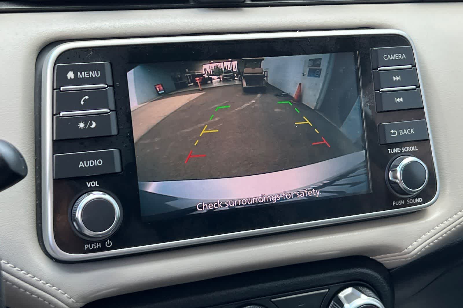 Thumbnail: 2020 Nissan Versa - 21