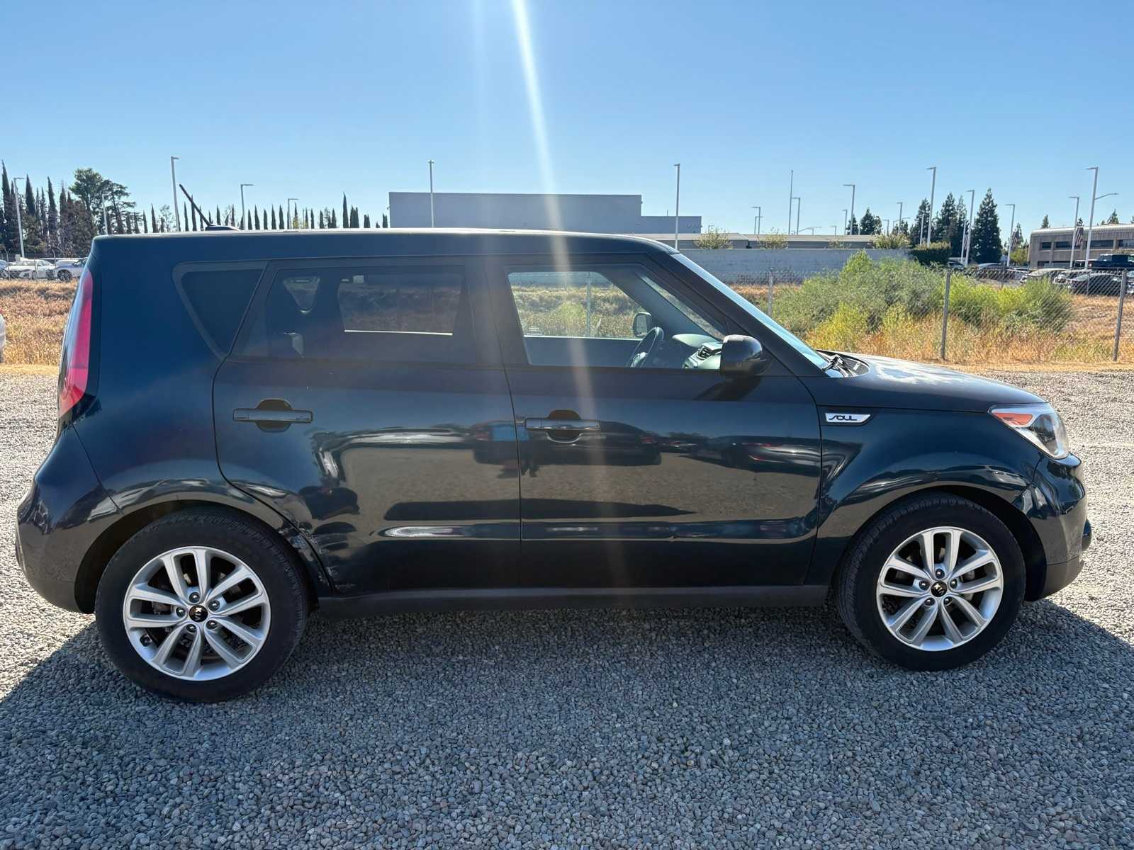 Thumbnail: 2017 Kia Soul - 3