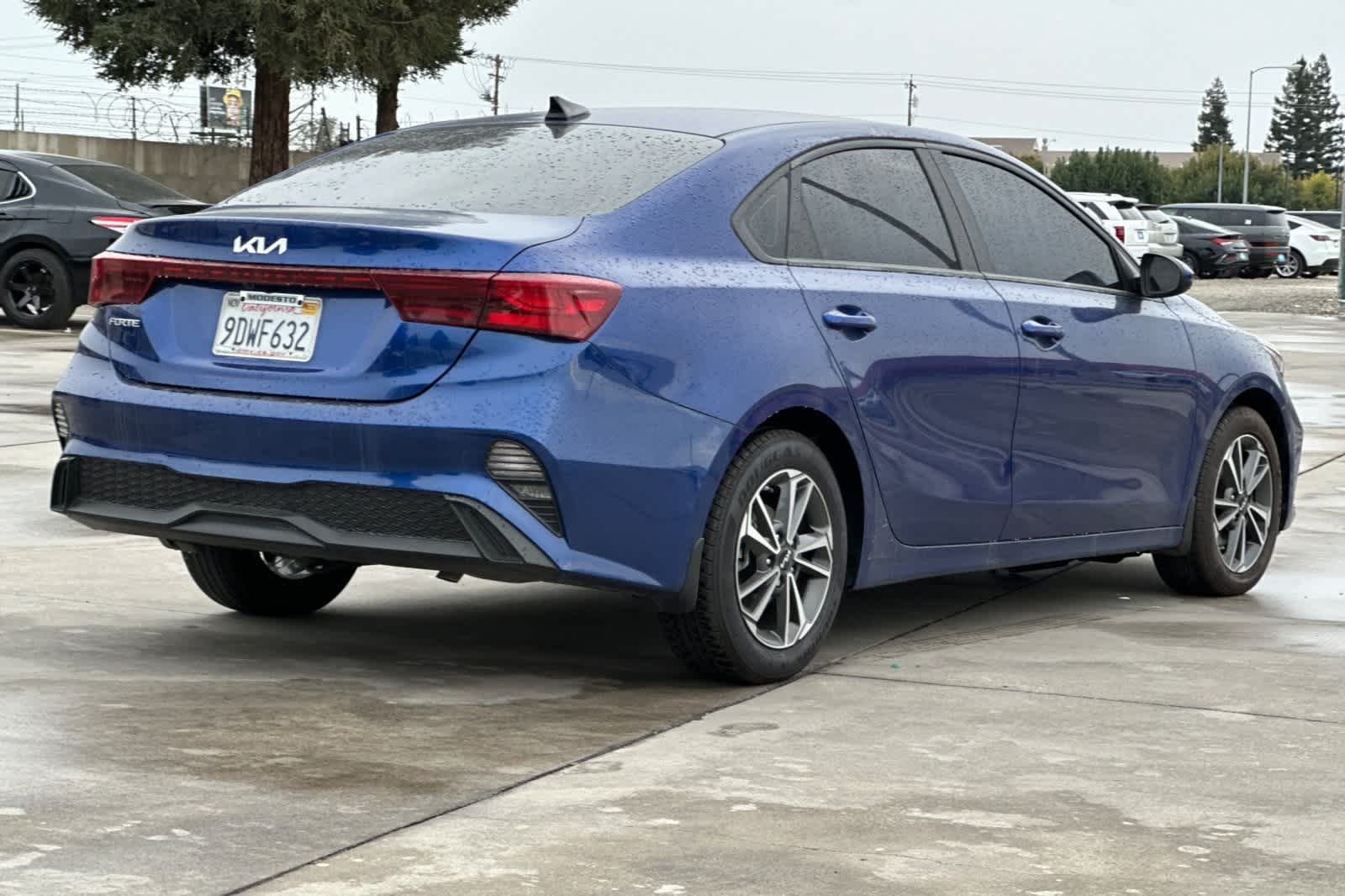 Thumbnail: 2023 Kia Forte - 3