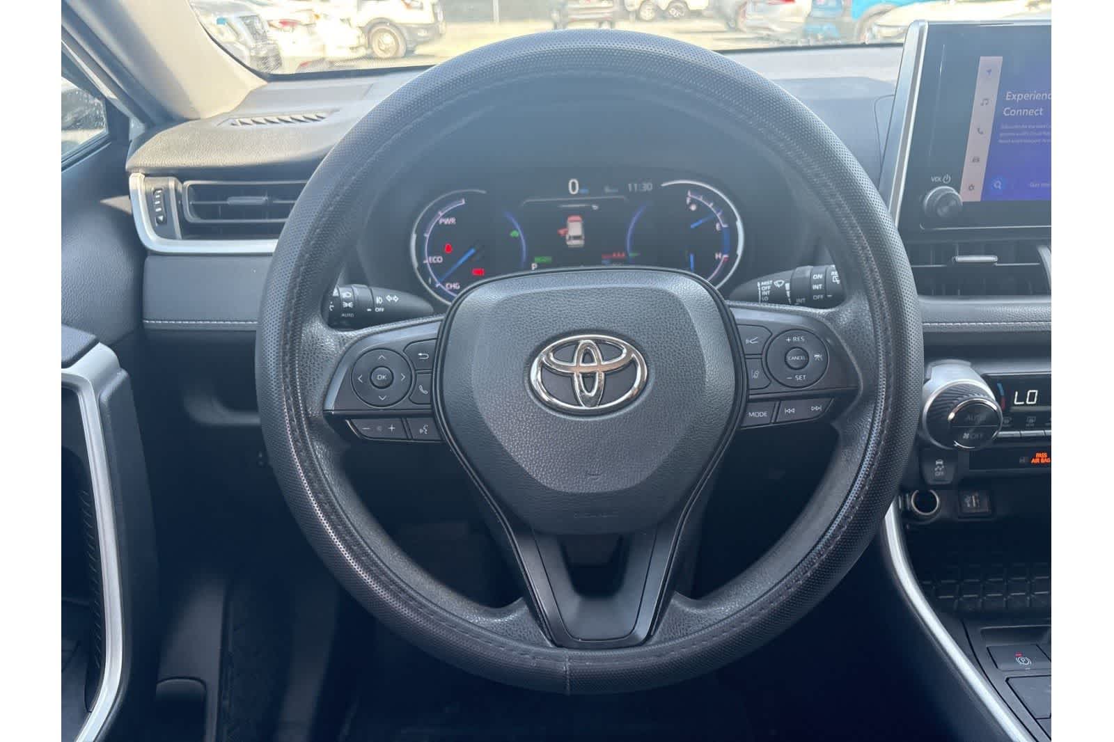 Thumbnail: 2023 Toyota RAV4 - 23