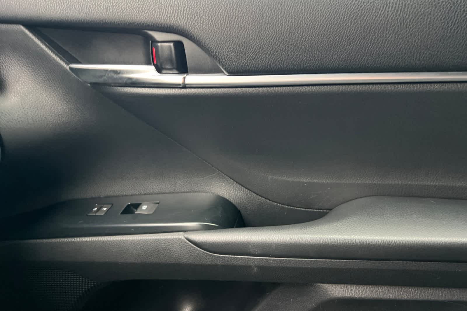 Thumbnail: 2019 Toyota Camry - 19