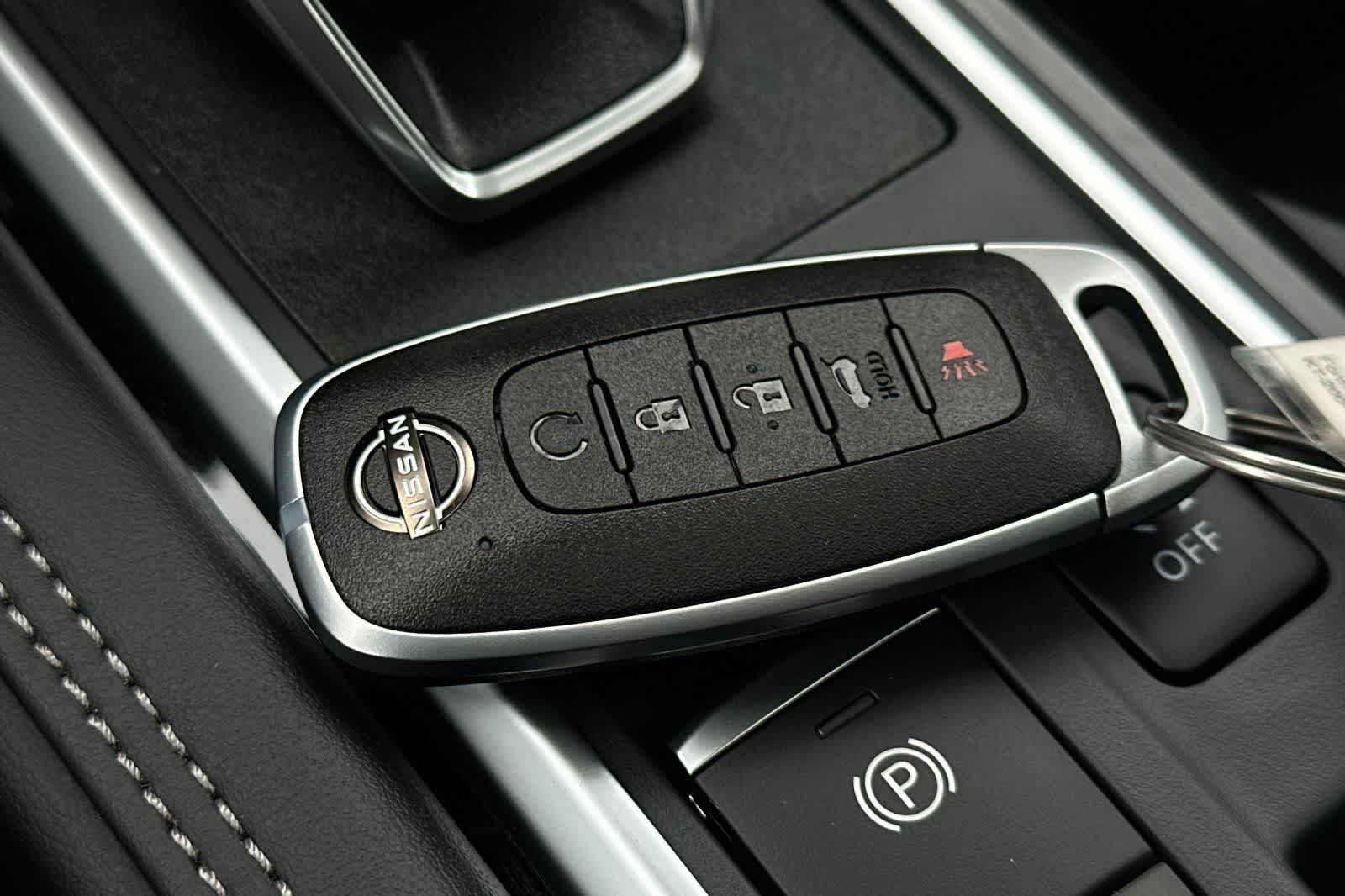 Thumbnail: 2026 Nissan Pathfinder - 25