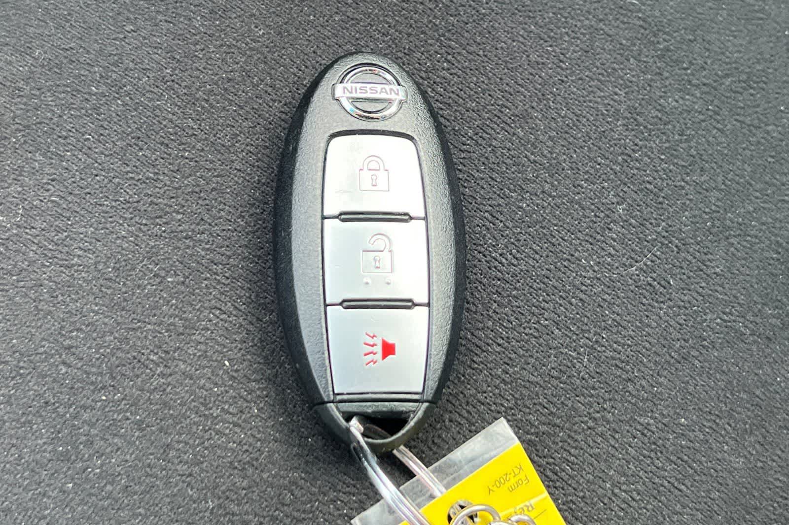 Thumbnail: 2015 Nissan Pathfinder - 28