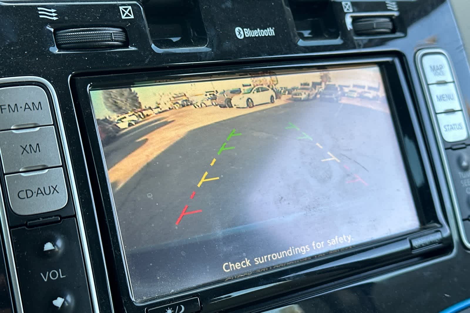 Thumbnail: 2011 Nissan Leaf - 19