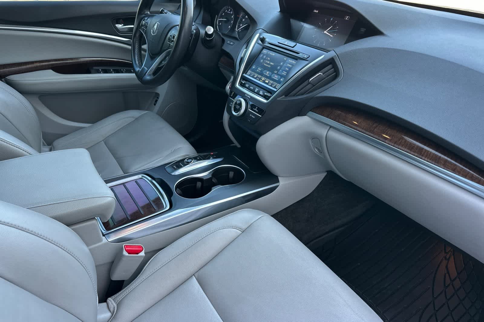 Thumbnail: 2019 Acura MDX - 18