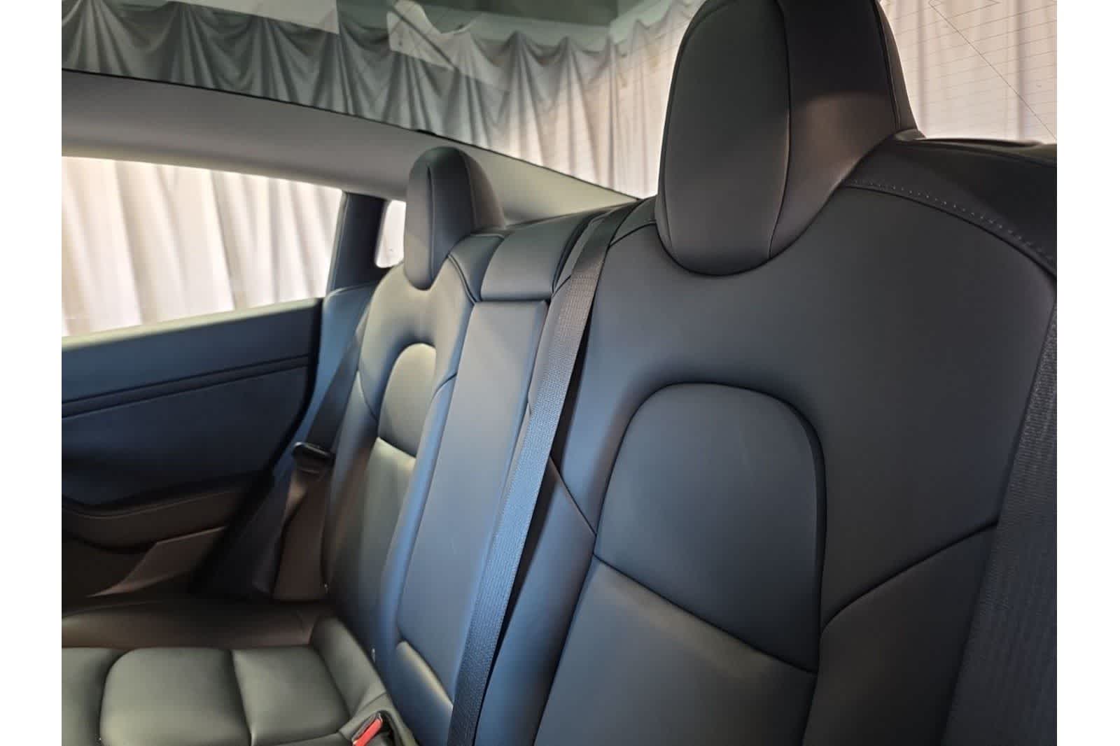 Thumbnail: 2023 Tesla Model 3 - 15