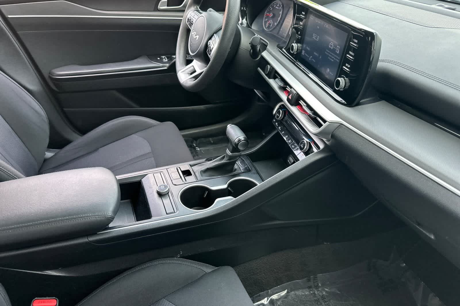 2022 Kia K5 LXS 18