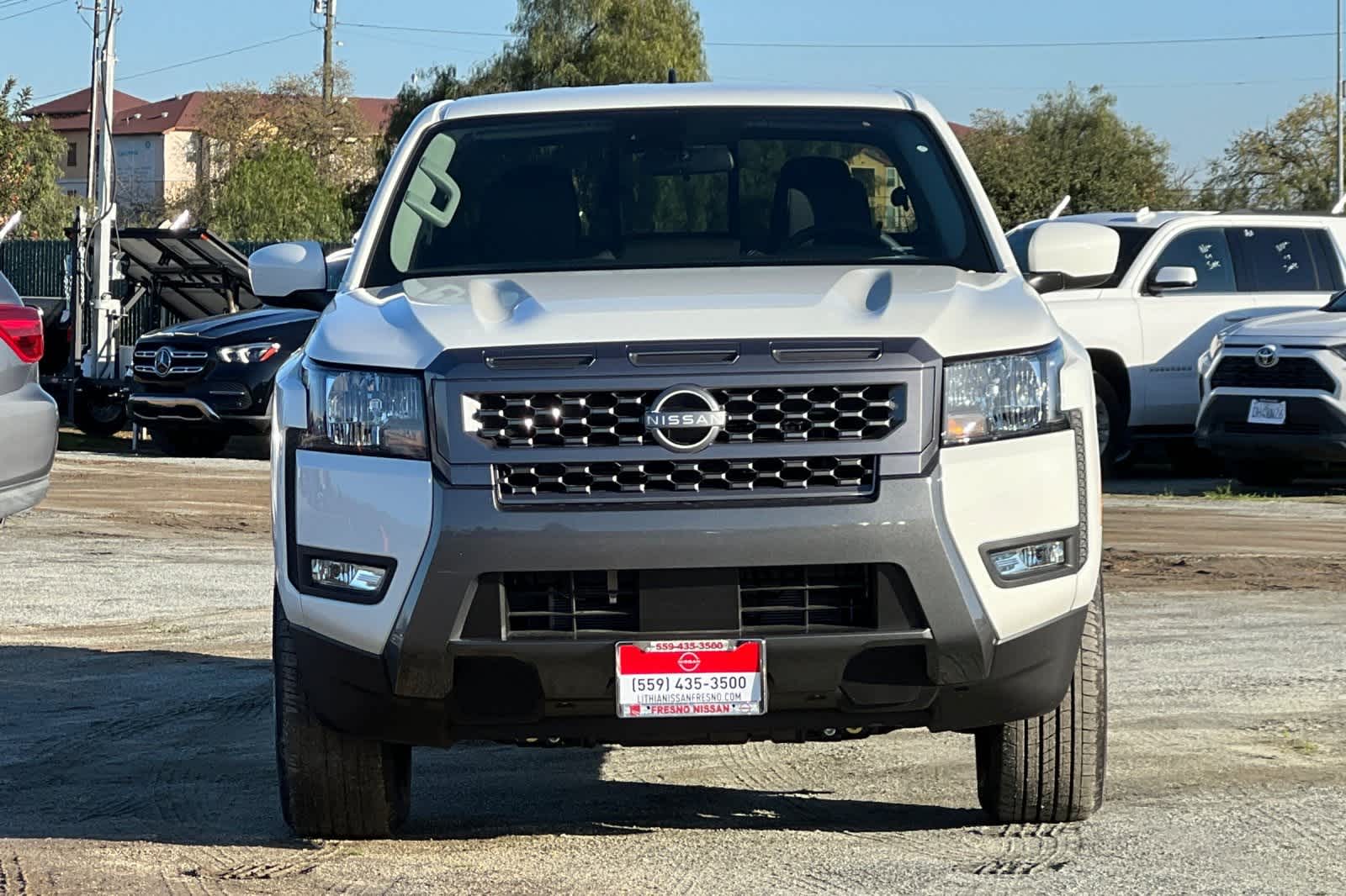 2025 Nissan Frontier SV 10